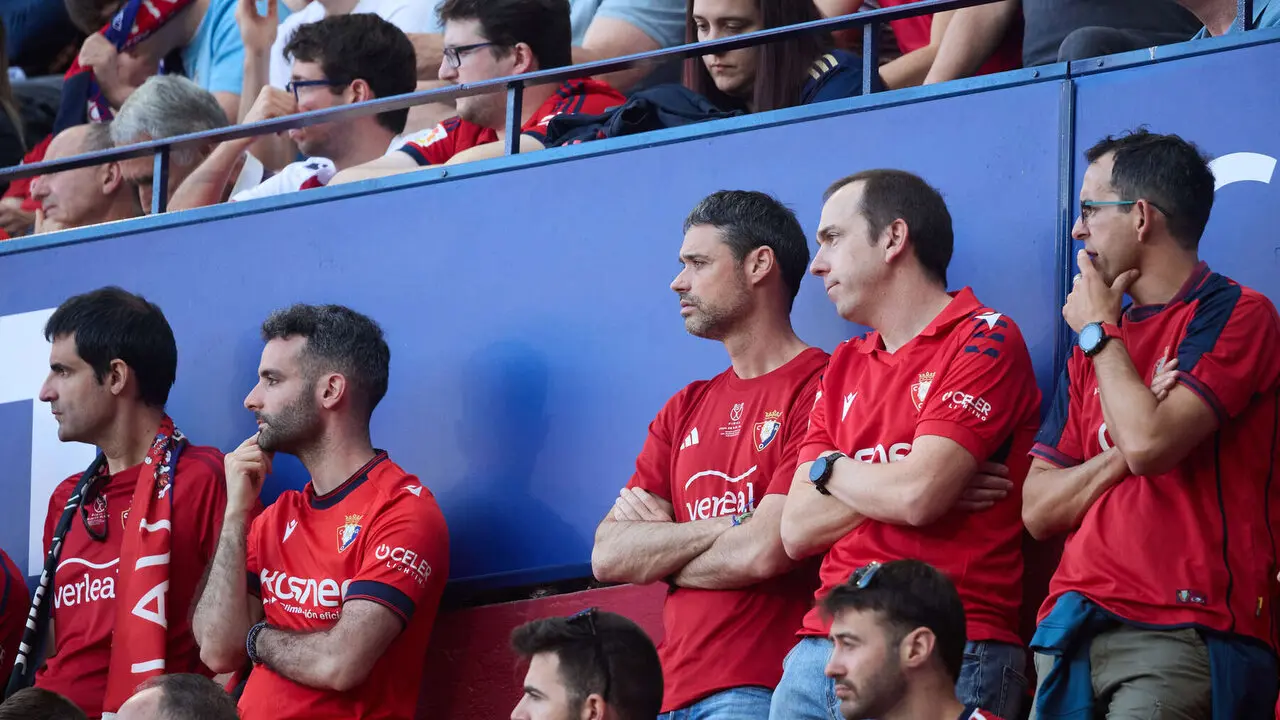 La grada del estadio de El Sadar durante el partido de La Liga EA Sports entre CA Osasuna y Sevilla FC disputado en Pamplona. I&Ntilde;IGO ALZUGARAY