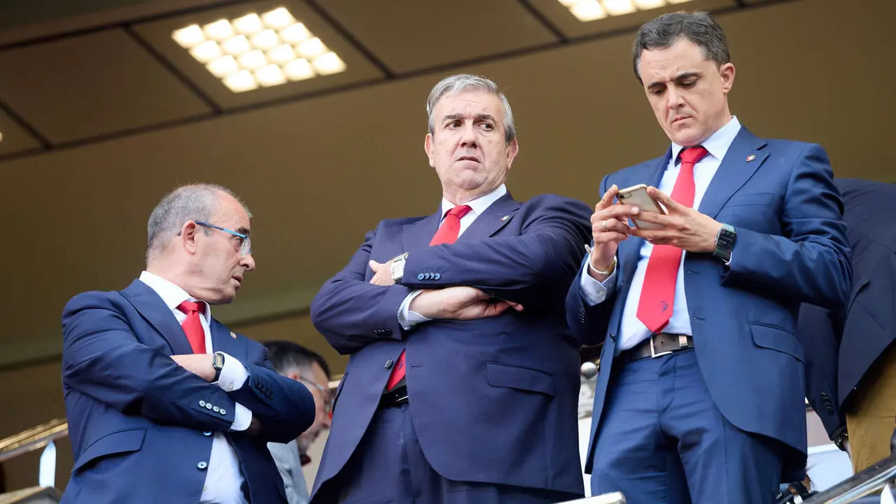 La grada del estadio de El Sadar durante el partido de La Liga EA Sports entre CA Osasuna y Sevilla FC disputado en Pamplona. I&Ntilde;IGO ALZUGARAY