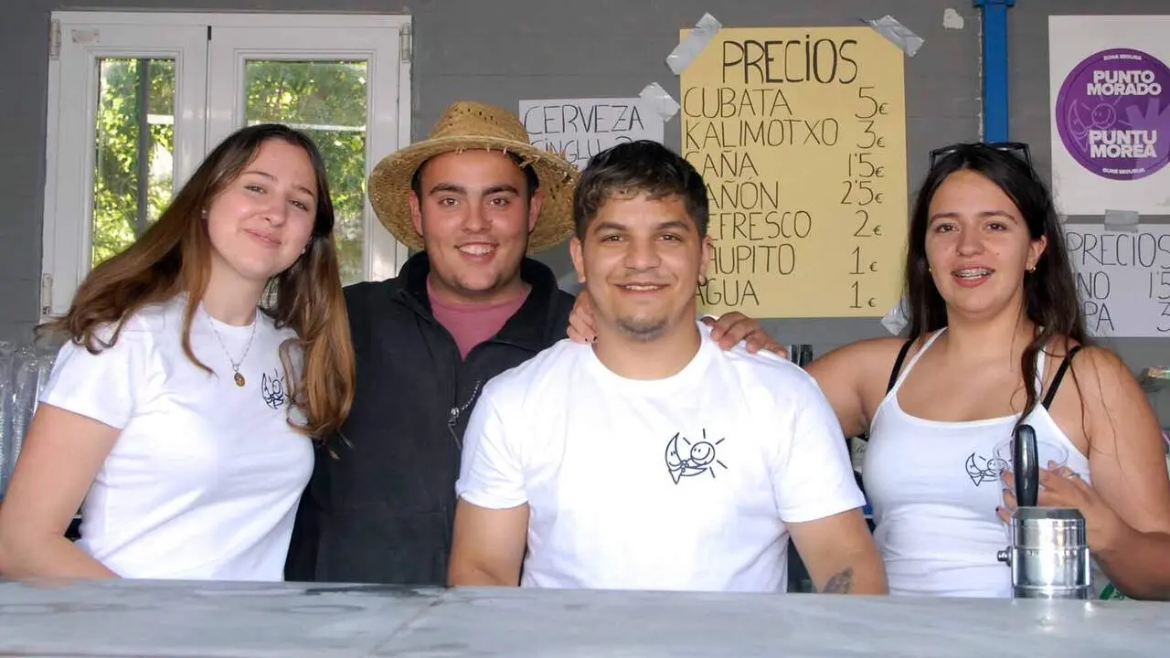 Caparroso celebra San Marcos con romer&iacute;a, reparto de 3.500 raciones de pan y queso y el popular Sotifest en El Sotillo. AMAYA LUQUI