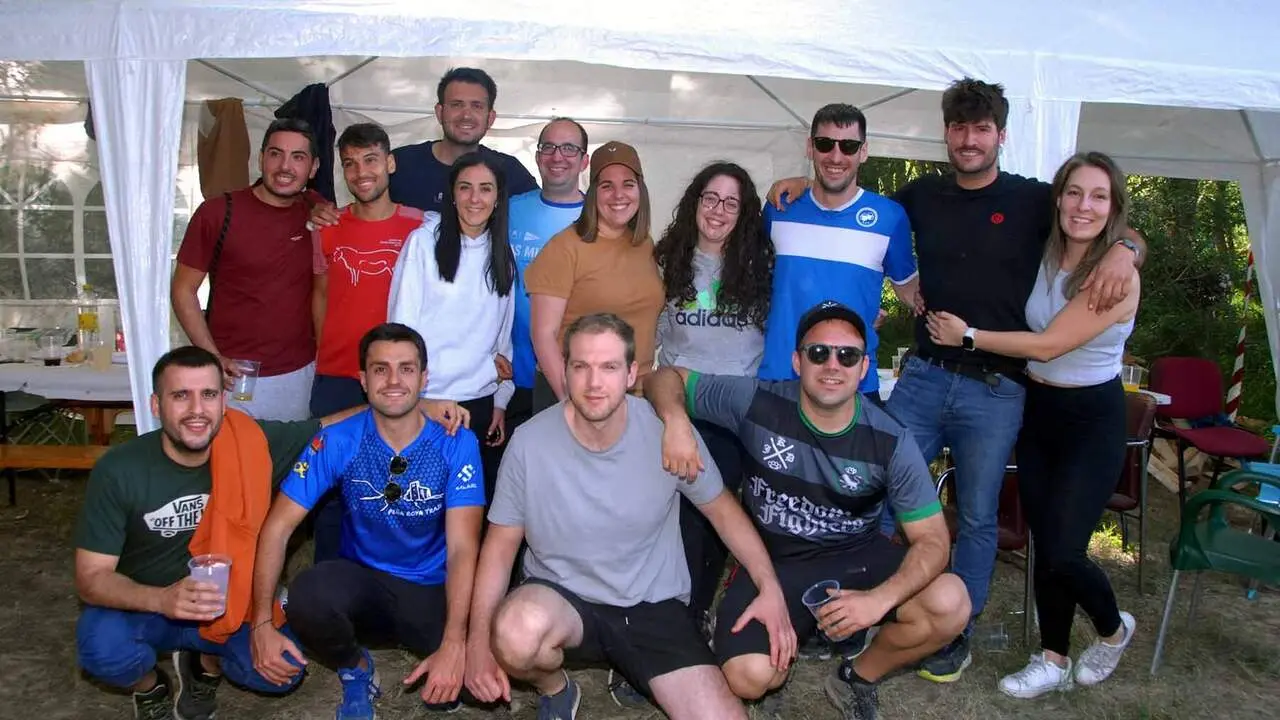 Caparroso celebra San Marcos con romer&iacute;a, reparto de 3.500 raciones de pan y queso y el popular Sotifest en El Sotillo. AMAYA LUQUI