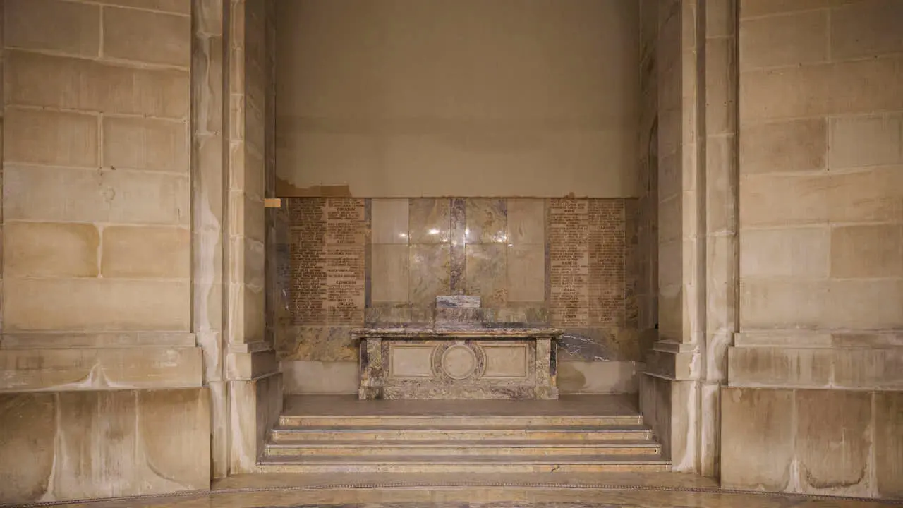 La Gerencia y la Comisi&oacute;n de Urbanismo visitan el Monumento a los Ca&iacute;dos. PABLO LASAOSA