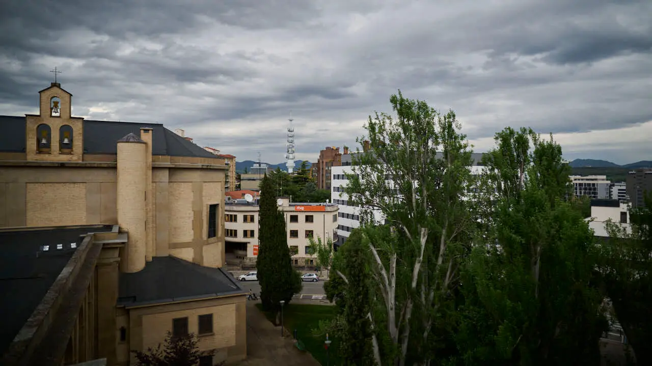 La Gerencia y la Comisi&oacute;n de Urbanismo visitan el Monumento a los Ca&iacute;dos. PABLO LASAOSA