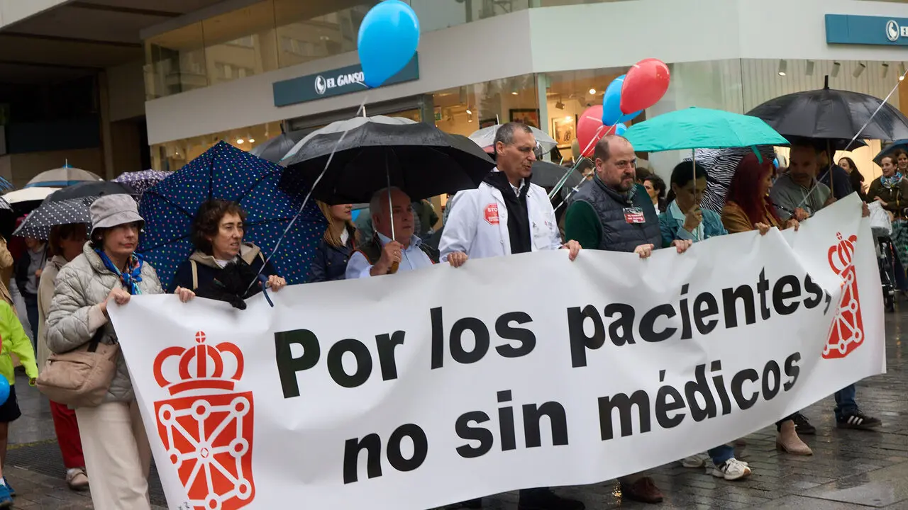 Manifestaci&oacute;n en defensa de la profesi&oacute;n m&eacute;dica convocada por el Sindicato M&eacute;dico de Navarra (SMN). NAVARRA.COM