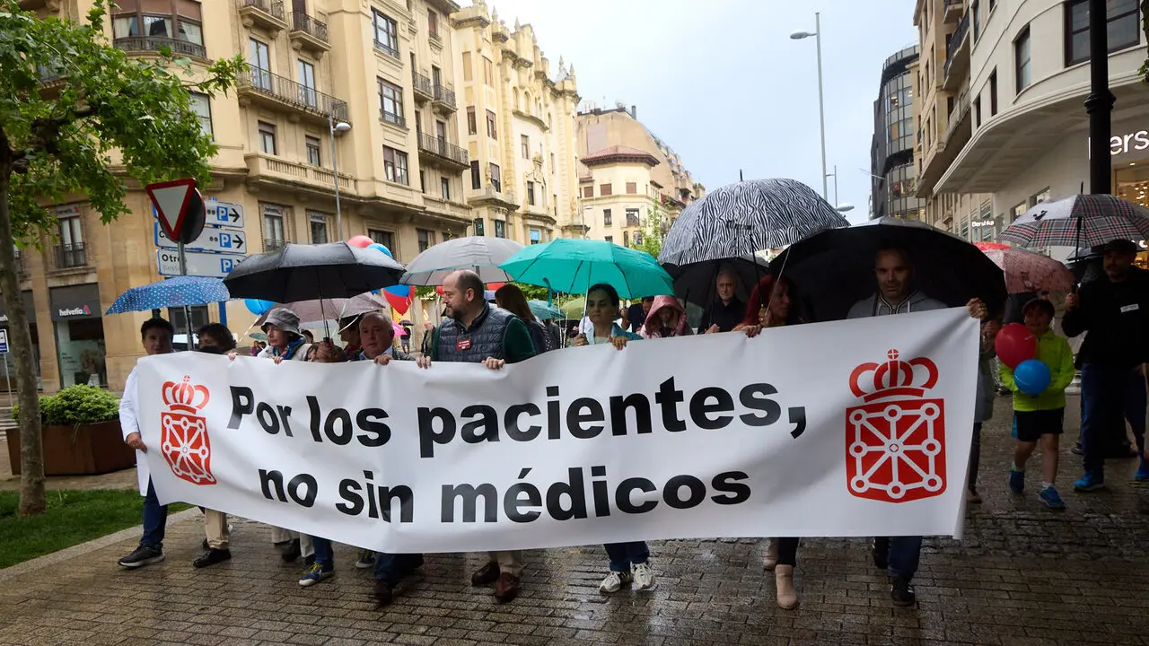 Manifestaci&oacute;n en defensa de la profesi&oacute;n m&eacute;dica convocada por el Sindicato M&eacute;dico de Navarra (SMN). NAVARRA.COM