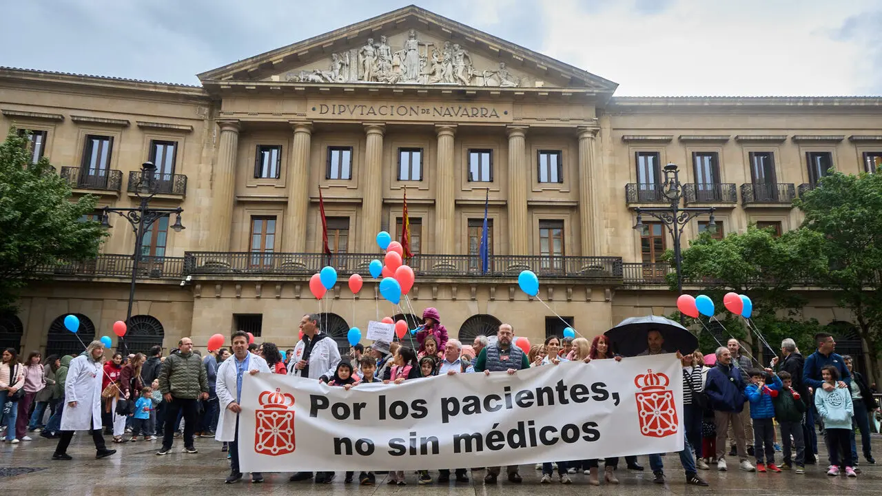 Manifestaci&oacute;n en defensa de la profesi&oacute;n m&eacute;dica convocada por el Sindicato M&eacute;dico de Navarra (SMN). NAVARRA.COM
