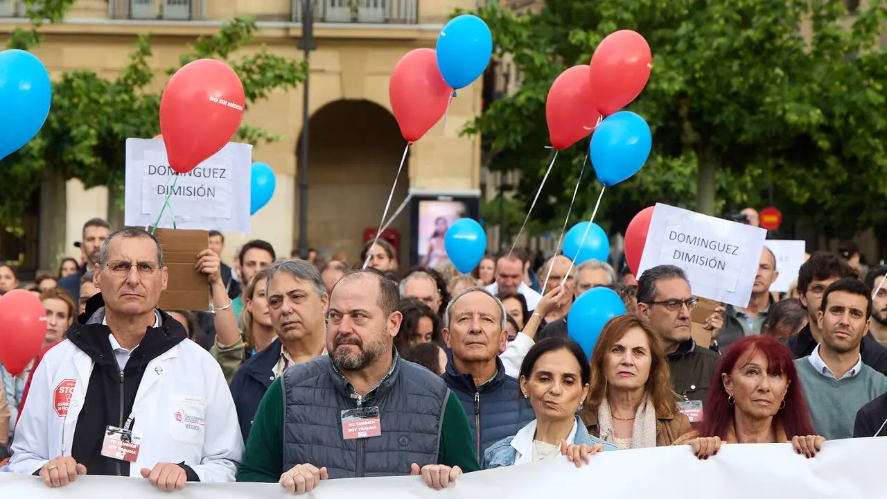 Manifestaci&oacute;n en defensa de la profesi&oacute;n m&eacute;dica convocada por el Sindicato M&eacute;dico de Navarra (SMN). NAVARRA.COM
