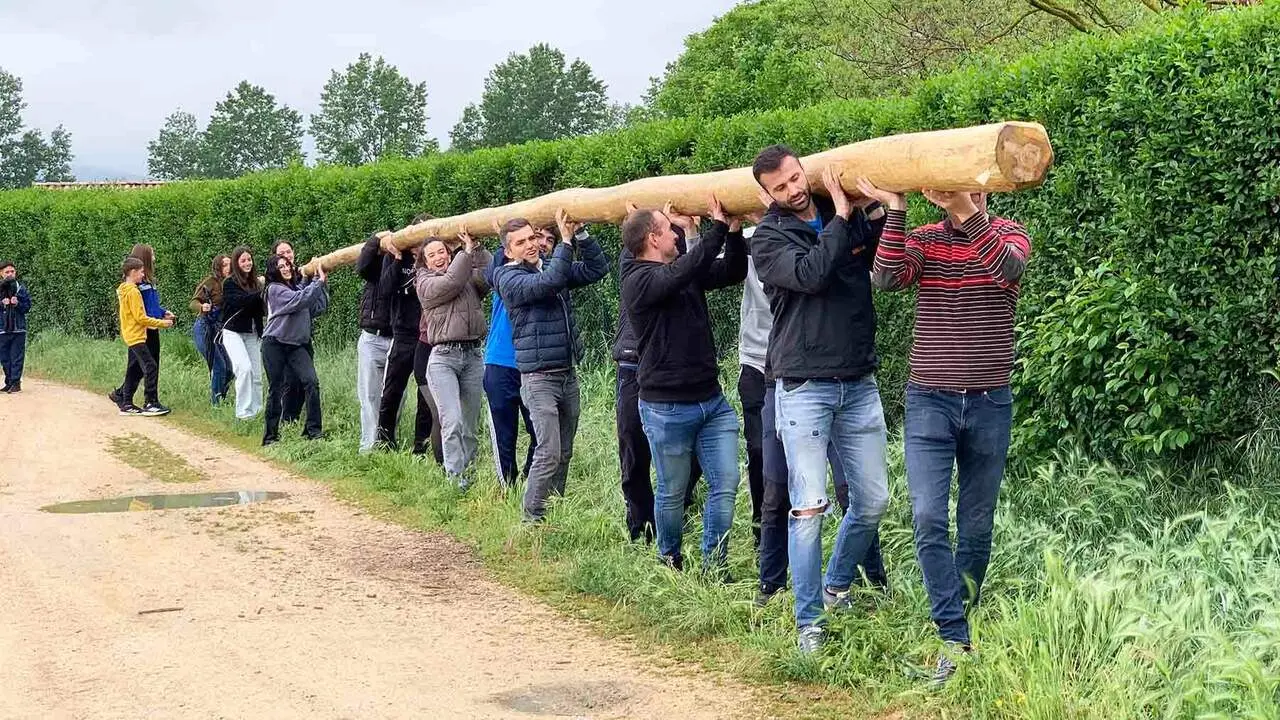 Murieta celebra la fiesta del 'mayo' con una chistorrada popular. Navarra.com
