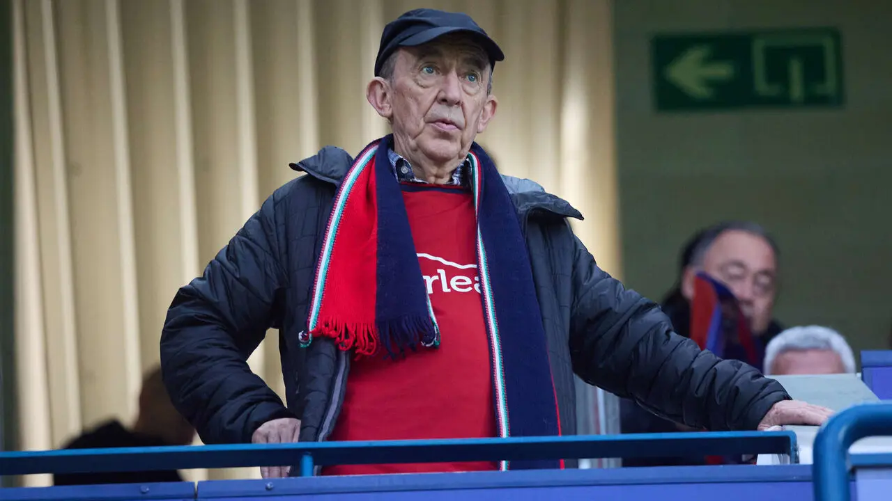 La grada del estadio de El Sadar durante el partido de La Liga EA Sports entre CA Osasuna y FC Barcelona disputado en Pamplona. I&Ntilde;IGO ALZUGARAY
