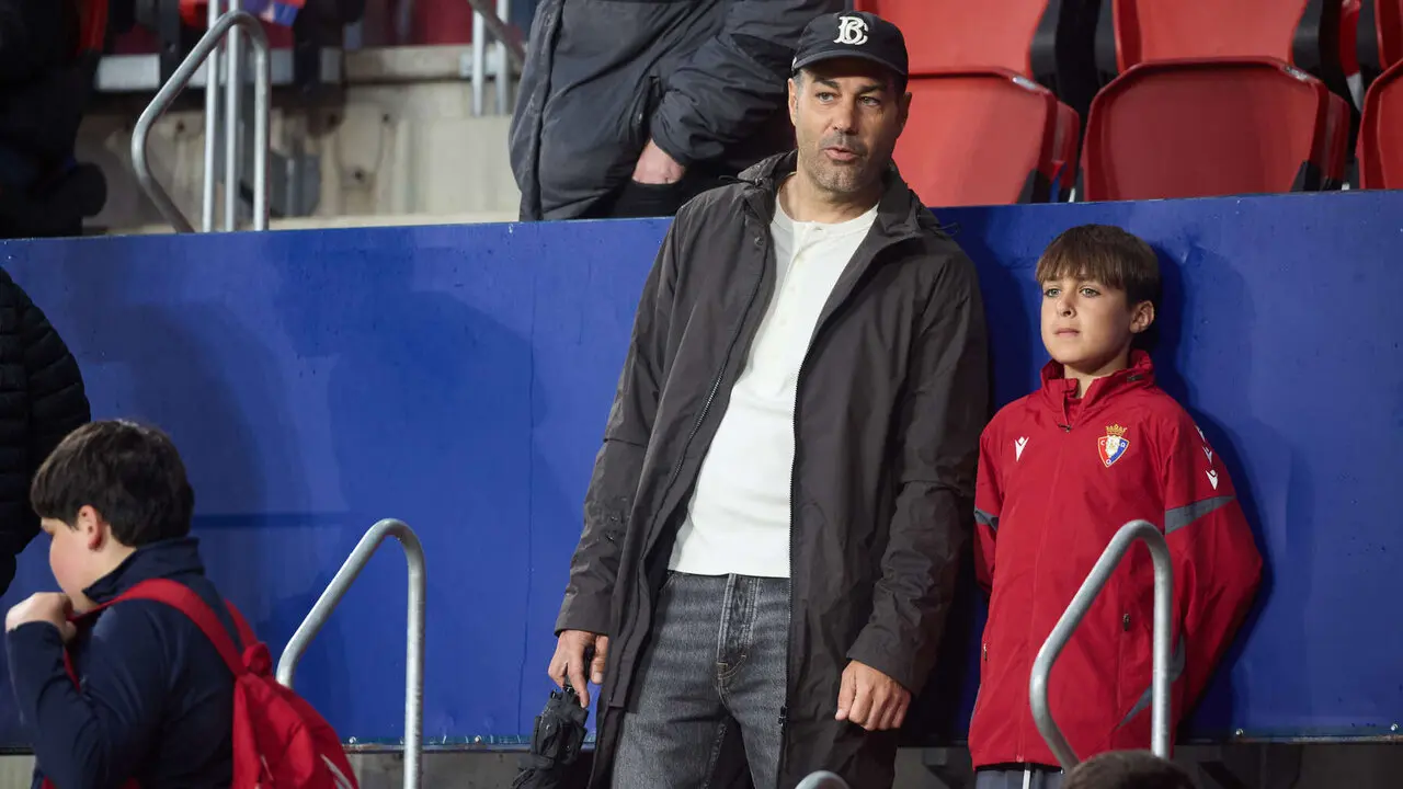La grada del estadio de El Sadar durante el partido de La Liga EA Sports entre CA Osasuna y FC Barcelona disputado en Pamplona. I&Ntilde;IGO ALZUGARAY