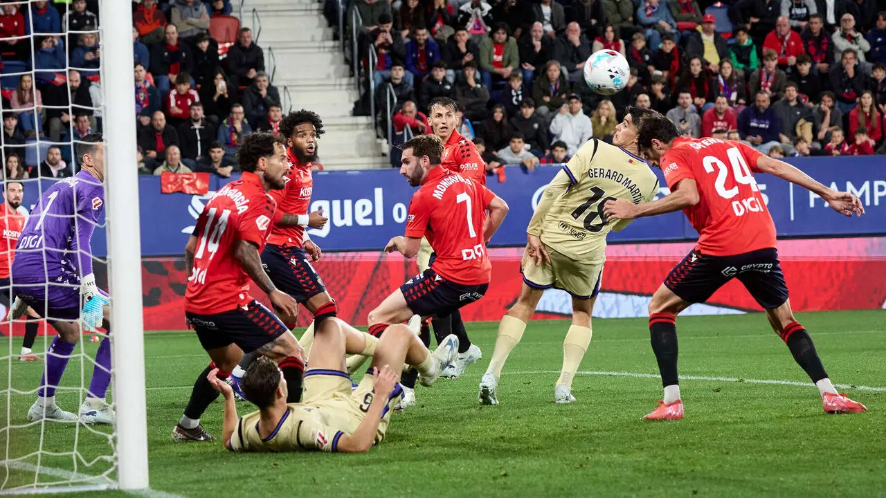 Partido de La Liga EA Sports entre CA Osasuna y FC Barcelona disputado en el estadio de El Sadar en Pamplona. I&Ntilde;IGO ALZUGARAY