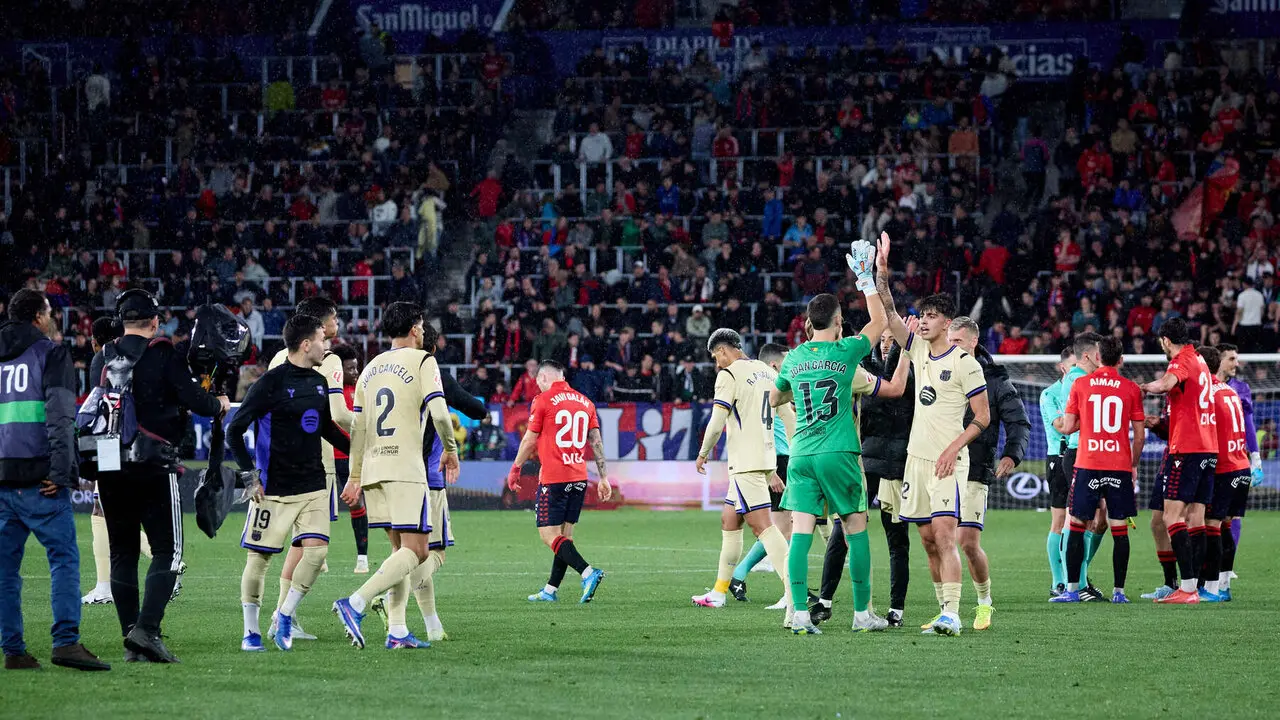 Partido de La Liga EA Sports entre CA Osasuna y FC Barcelona disputado en el estadio de El Sadar en Pamplona. I&Ntilde;IGO ALZUGARAY