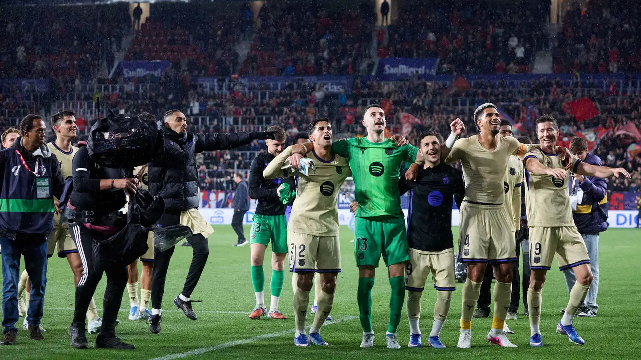 Partido de La Liga EA Sports entre CA Osasuna y FC Barcelona disputado en el estadio de El Sadar en Pamplona. I&Ntilde;IGO ALZUGARAY