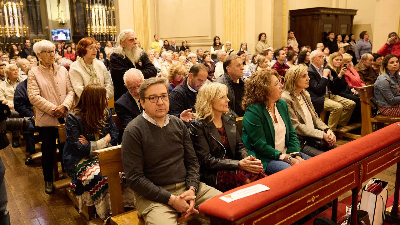 Misa del 5 de mayo en la Capilla de San Ferm&iacute;n de la iglesia de San Lorenzo con motivo del quinto pelda&ntilde;o de la escalera sanferminera de 2026. I&Ntilde;IGO ALZUGARAY