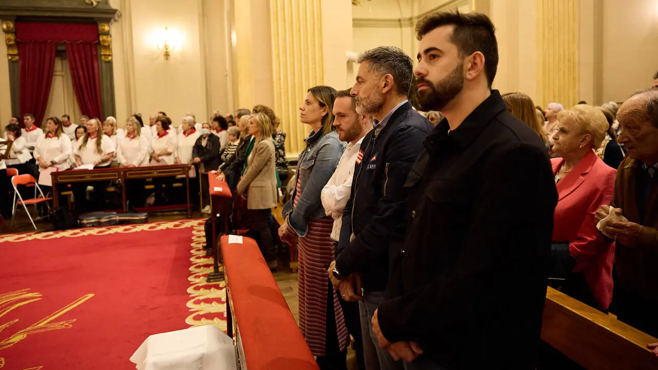 Misa del 5 de mayo en la Capilla de San Ferm&iacute;n de la iglesia de San Lorenzo con motivo del quinto pelda&ntilde;o de la escalera sanferminera de 2026. I&Ntilde;IGO ALZUGARAY