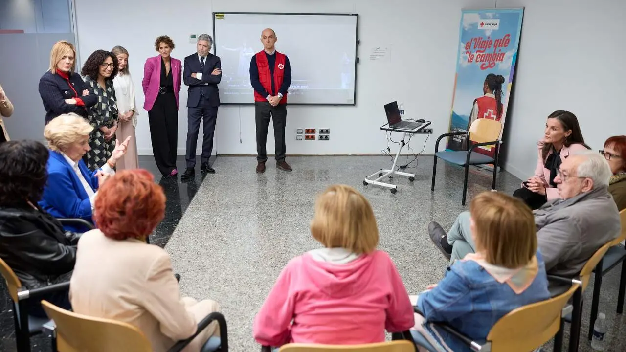 La Reina Letizia visita el Espacio Activo de Cruz Roja en Navarra. GOBIERNO DE NAVARRA