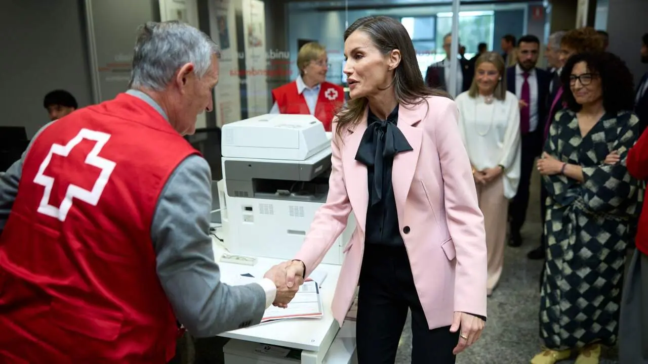 La Reina Letizia visita el Espacio Activo de Cruz Roja en Navarra. GOBIERNO DE NAVARRA