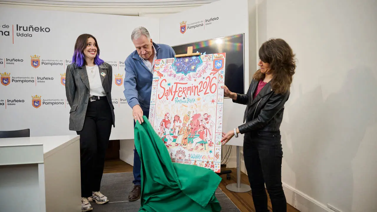 Marta Garatea, autora del cartel de las fiestas de San Ferm&iacute;n 2026. PABLO LASAOSA