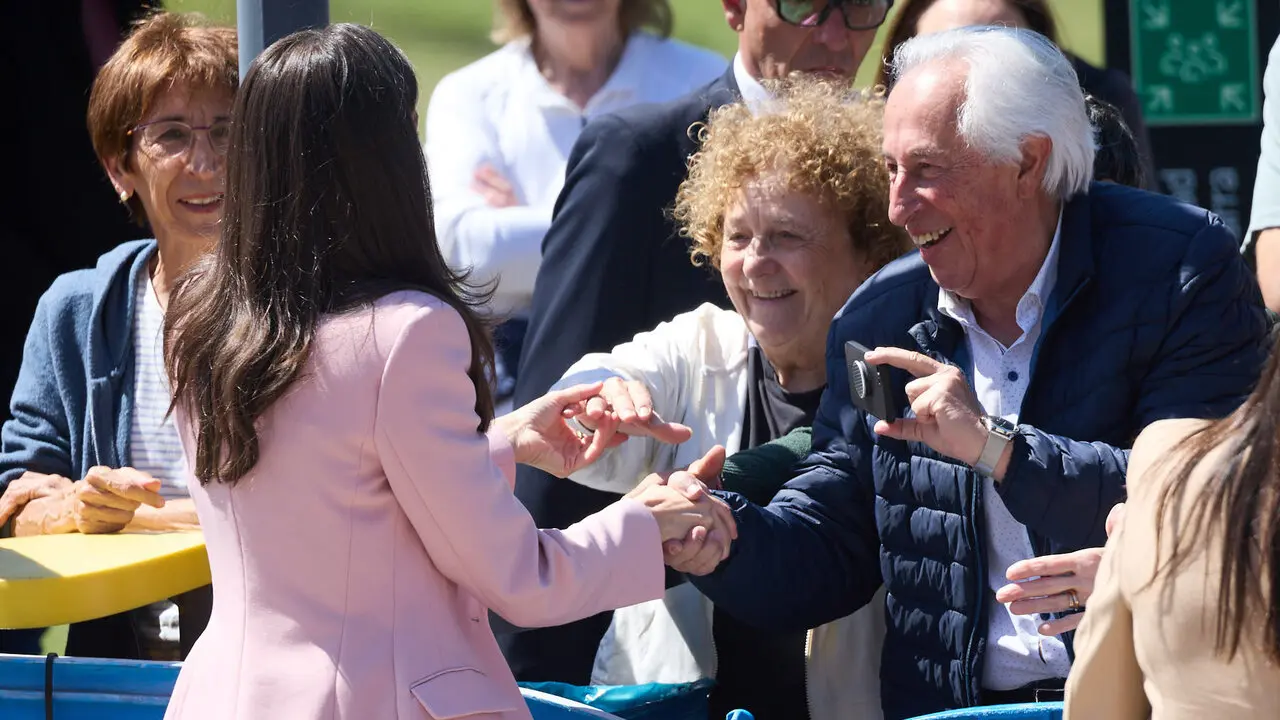 La Reina Letizia visita Pamplona para presidir el acto de conmemoraci&oacute;n del D&iacute;a Mundial de la Cruz Roja y de la Media Luna Roja, en el Museo Universidad de Navarra. I&Ntilde;IGO ALZUGARAY