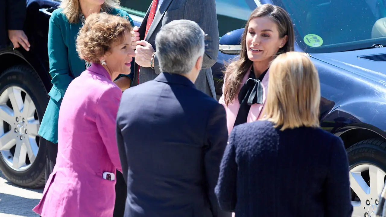 La Reina Letizia visita Pamplona para presidir el acto de conmemoraci&oacute;n del D&iacute;a Mundial de la Cruz Roja y de la Media Luna Roja, en el Museo Universidad de Navarra. I&Ntilde;IGO ALZUGARAY