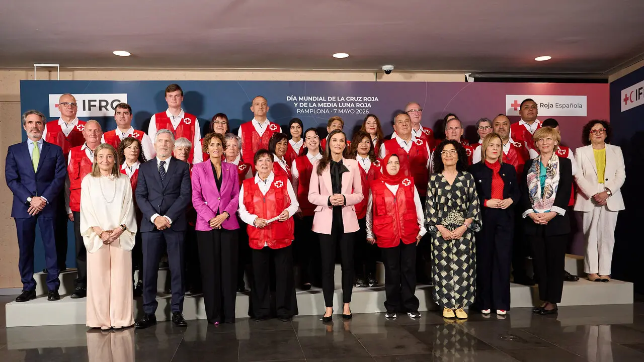 La Reina Letizia visita Pamplona para presidir el acto de conmemoraci&oacute;n del D&iacute;a Mundial de la Cruz Roja y de la Media Luna Roja, en el Museo Universidad de Navarra. I&Ntilde;IGO ALZUGARAY