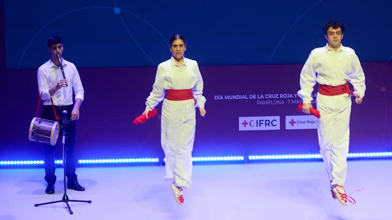 La Reina Letizia visita Pamplona para presidir el acto de conmemoraci&oacute;n del D&iacute;a Mundial de la Cruz Roja y de la Media Luna Roja, en el Museo Universidad de Navarra. I&Ntilde;IGO ALZUGARAY