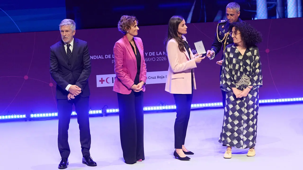 La Reina Letizia visita Pamplona para presidir el acto de conmemoraci&oacute;n del D&iacute;a Mundial de la Cruz Roja y de la Media Luna Roja, en el Museo Universidad de Navarra. I&Ntilde;IGO ALZUGARAY