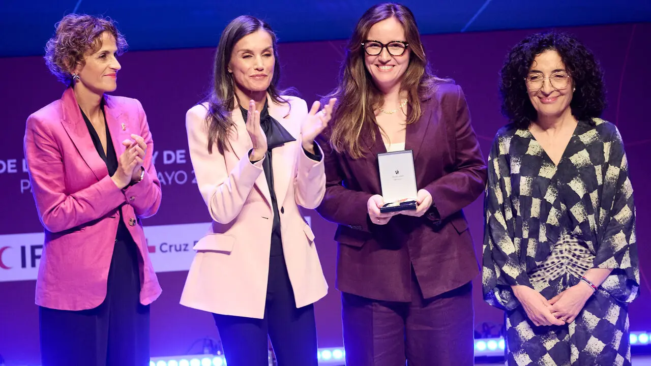 La Reina Letizia visita Pamplona para presidir el acto de conmemoraci&oacute;n del D&iacute;a Mundial de la Cruz Roja y de la Media Luna Roja, en el Museo Universidad de Navarra. I&Ntilde;IGO ALZUGARAY