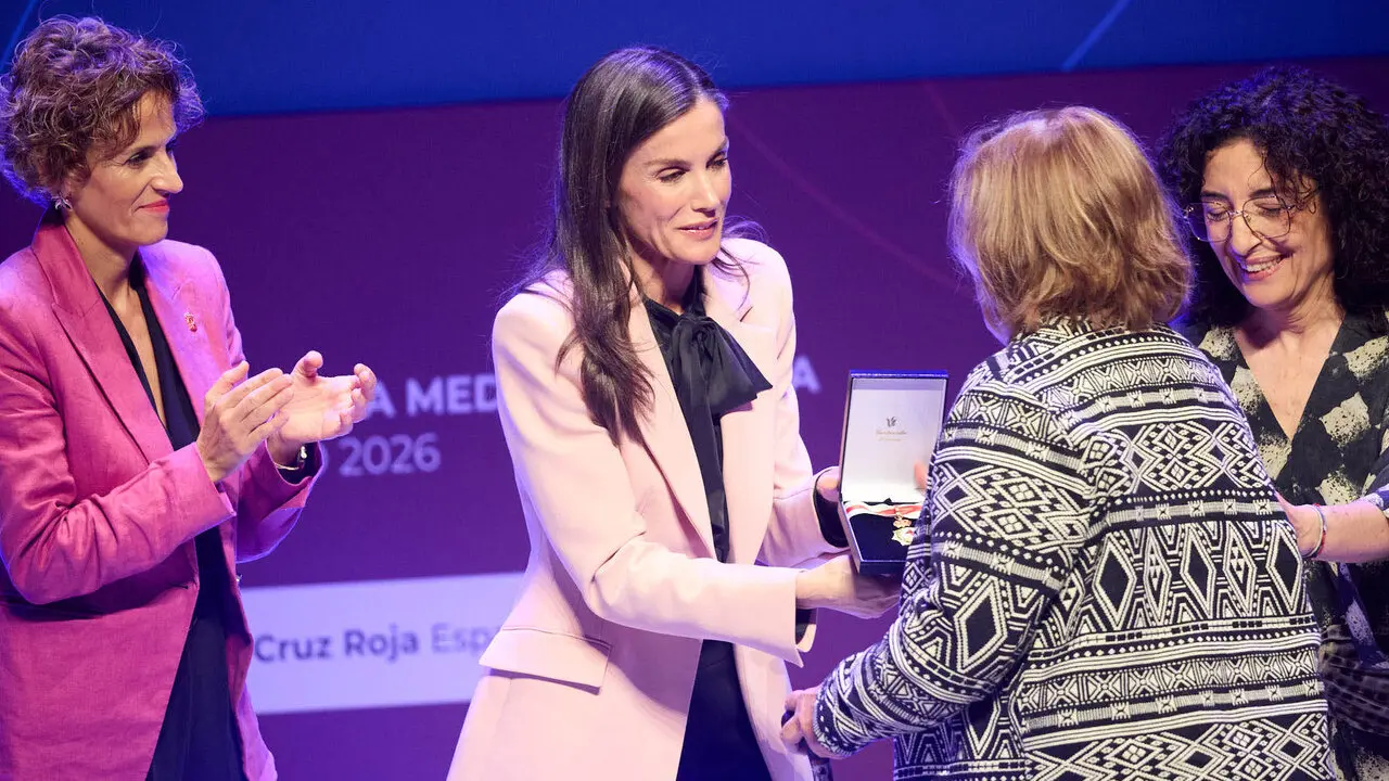 La Reina Letizia visita Pamplona para presidir el acto de conmemoraci&oacute;n del D&iacute;a Mundial de la Cruz Roja y de la Media Luna Roja, en el Museo Universidad de Navarra. I&Ntilde;IGO ALZUGARAY