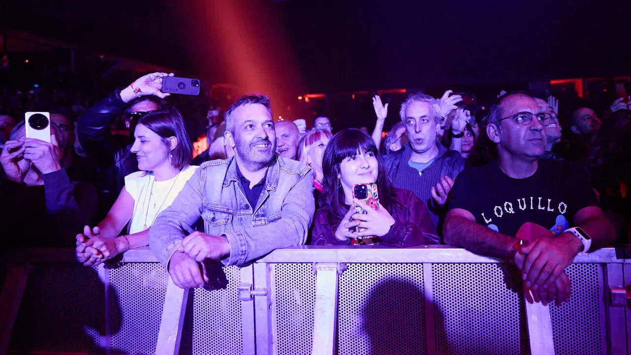 Concierto de Loquillo dentro de su gira &lsquo;Corazones Legendarios&rsquo; en el pabell&oacute;n Navarra Arena de Pamplona. I&Ntilde;IGO ALZUGARAY