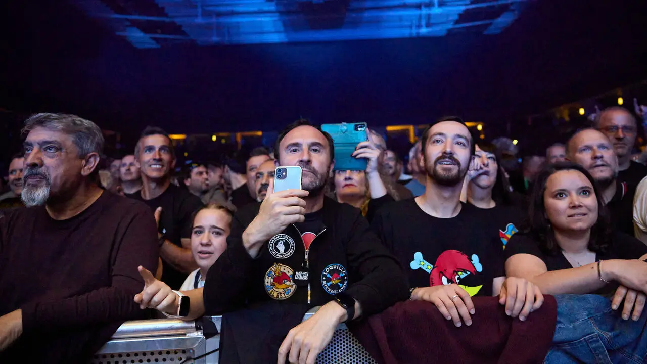 Concierto de Loquillo dentro de su gira &lsquo;Corazones Legendarios&rsquo; en el pabell&oacute;n Navarra Arena de Pamplona. I&Ntilde;IGO ALZUGARAY