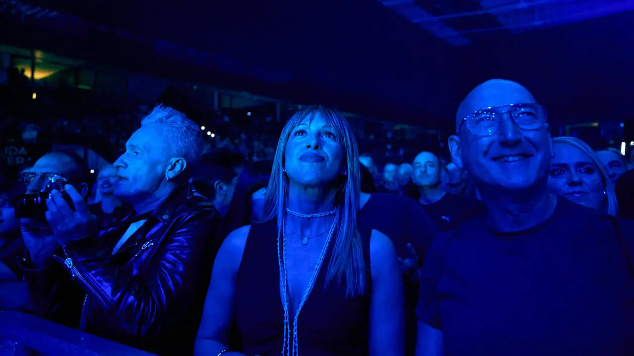 Concierto de Loquillo dentro de su gira &lsquo;Corazones Legendarios&rsquo; en el pabell&oacute;n Navarra Arena de Pamplona. I&Ntilde;IGO ALZUGARAY