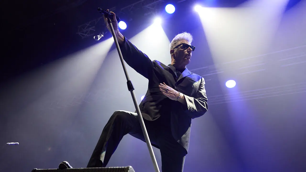 Concierto de Loquillo dentro de su gira &lsquo;Corazones Legendarios&rsquo; en el pabell&oacute;n Navarra Arena de Pamplona. I&Ntilde;IGO ALZUGARAY