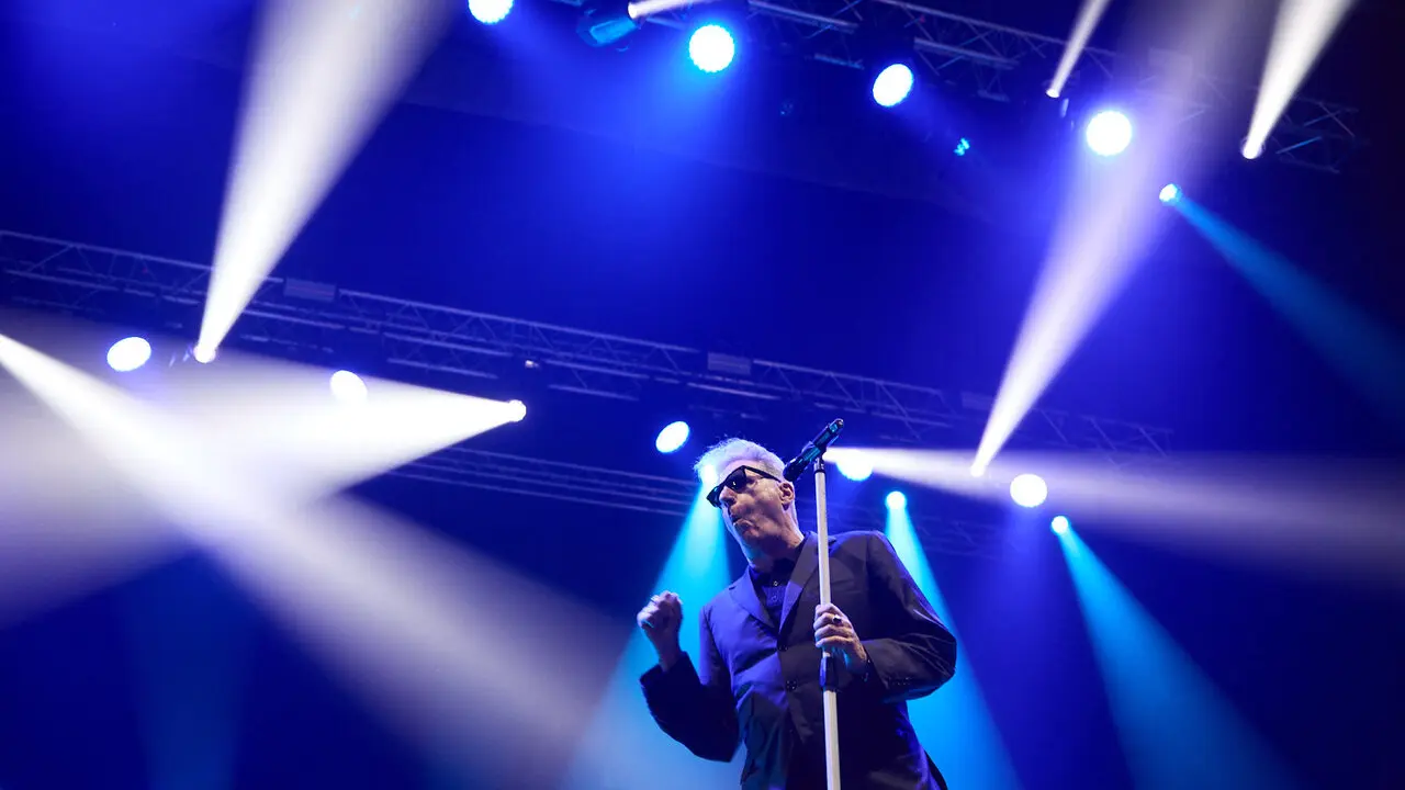 Concierto de Loquillo dentro de su gira &lsquo;Corazones Legendarios&rsquo; en el pabell&oacute;n Navarra Arena de Pamplona. I&Ntilde;IGO ALZUGARAY
