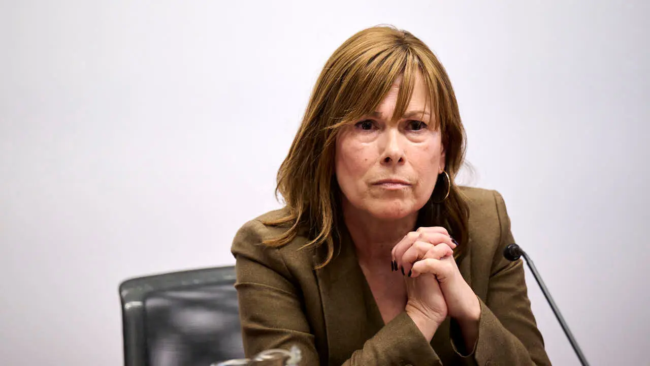La expresidenta de Navarra Uxue Barkos comparece en la Comisi&oacute;n de Investigaci&oacute;n sobre licitaci&oacute;n y adjudicaci&oacute;n de obras p&uacute;blicas del Gobierno de Navarra. PABLO LASAOSA