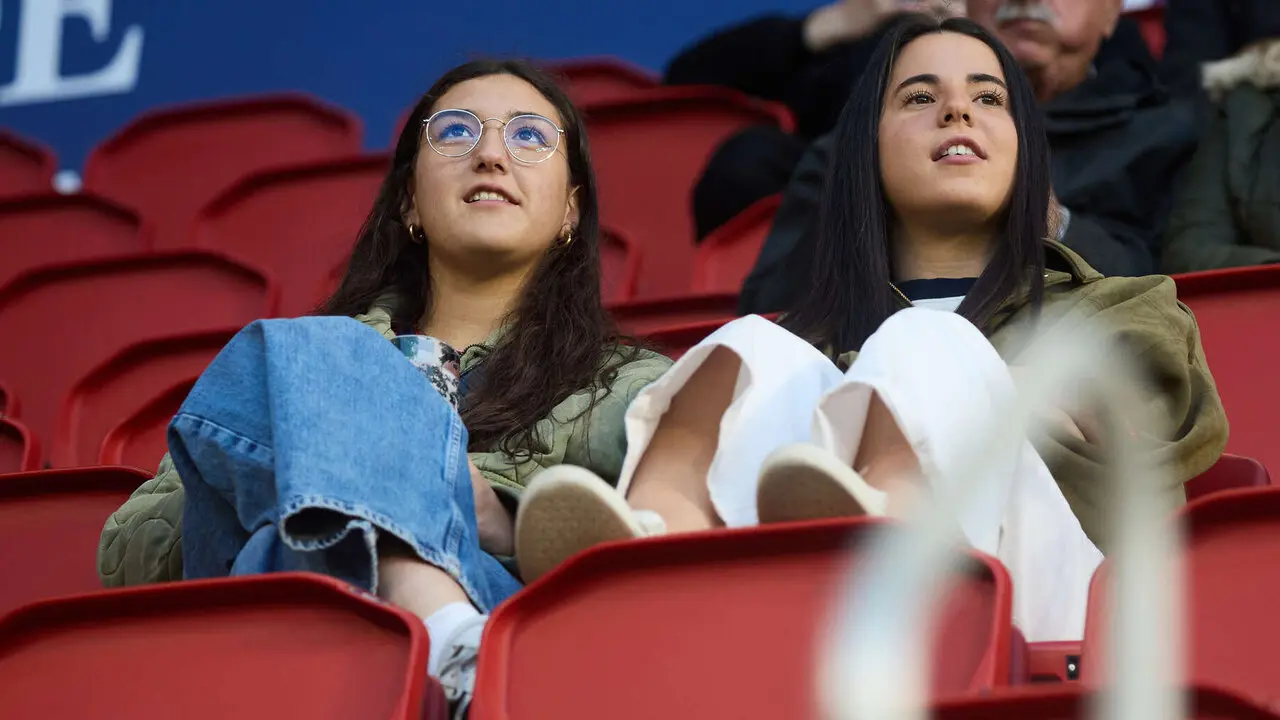 La grada del estadio de El Sadar durante el partido de La Liga EA Sports entre CA Osasuna y Atl&eacute;tico Madrid disputado en Pamplona. I&Ntilde;IGO ALZUGARAY