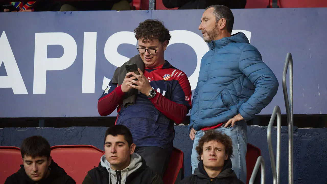 La grada del estadio de El Sadar durante el partido de La Liga EA Sports entre CA Osasuna y Atl&eacute;tico Madrid disputado en Pamplona. I&Ntilde;IGO ALZUGARAY