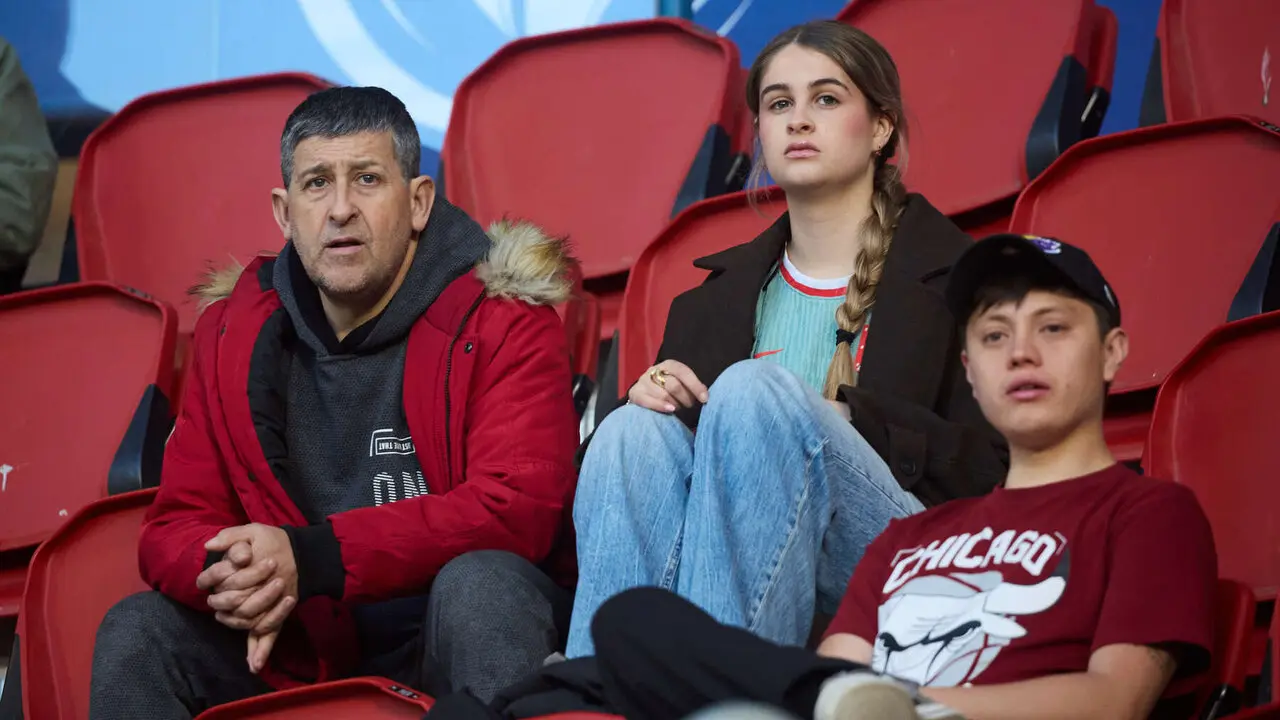 La grada del estadio de El Sadar durante el partido de La Liga EA Sports entre CA Osasuna y Atl&eacute;tico Madrid disputado en Pamplona. I&Ntilde;IGO ALZUGARAY