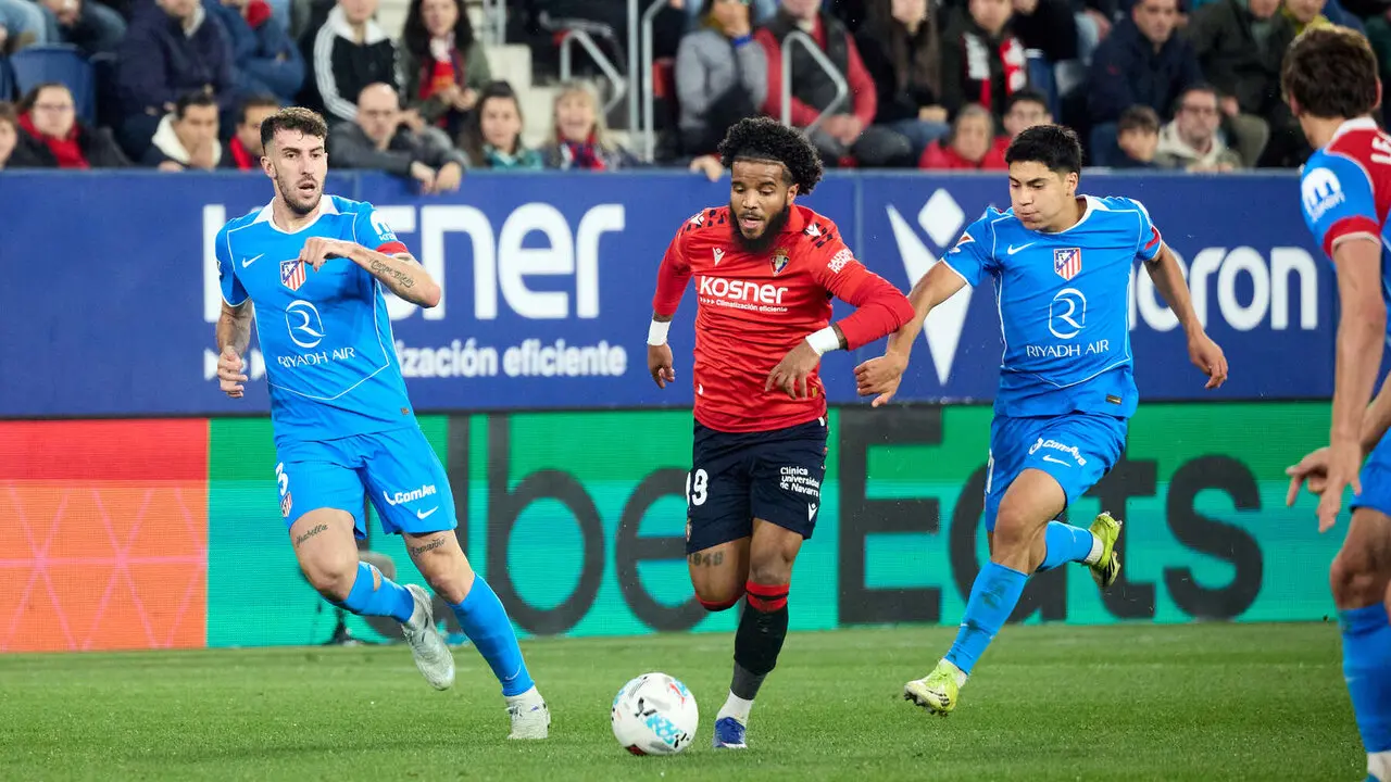 Partido de La Liga EA Sports entre CA Osasuna y Atl&eacute;tico Madrid disputado en el estadio de El Sadar en Pamplona. I&Ntilde;IGO ALZUGARAY