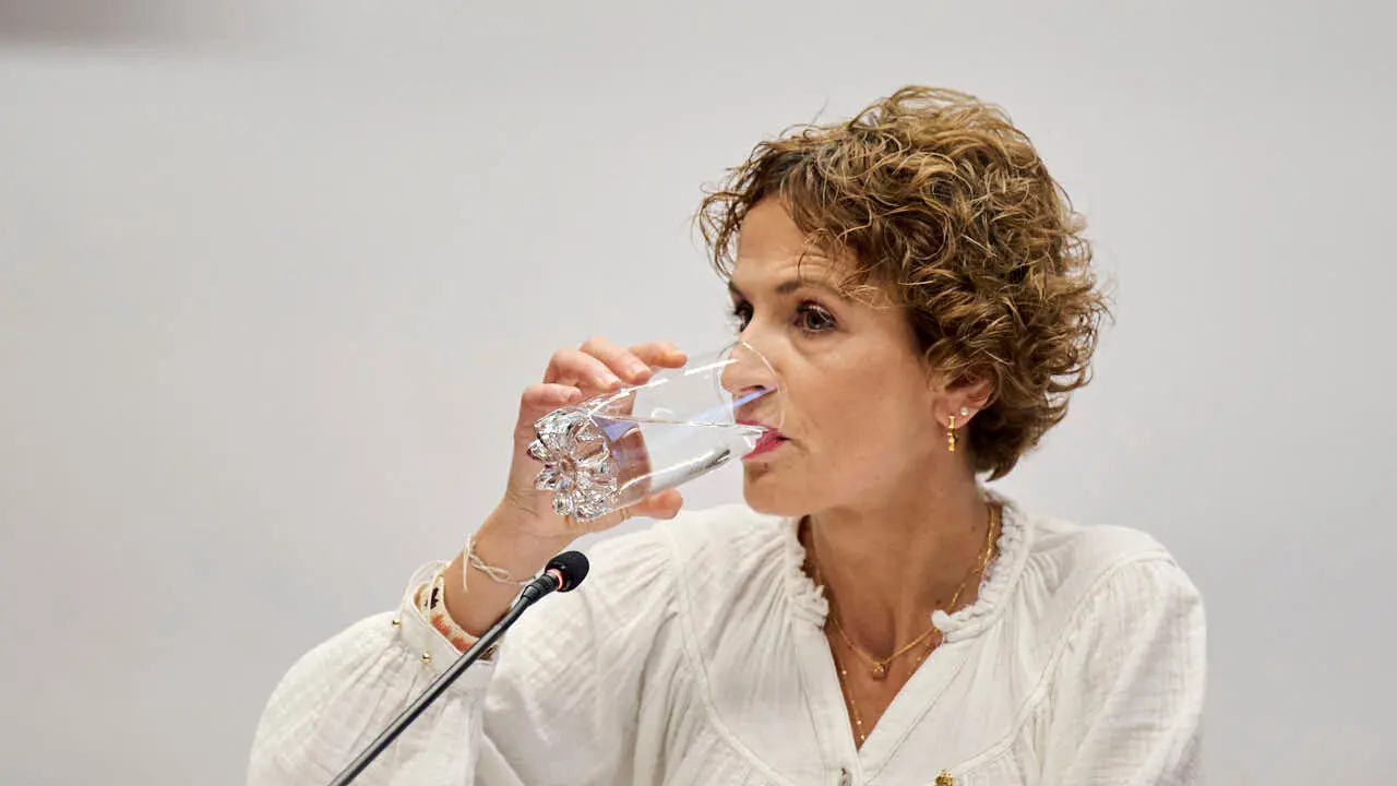 Comparecencia de Mar&iacute;a Chivite, presidenta del Ejecutivo foral durante la comisi&oacute;n de investigaci&oacute;n del Parlamento de Navarra sobre licitaci&oacute;n y adjudicaci&oacute;n de obras p&uacute;blicas del Gobierno de Navarra. PABLO LASAOSA