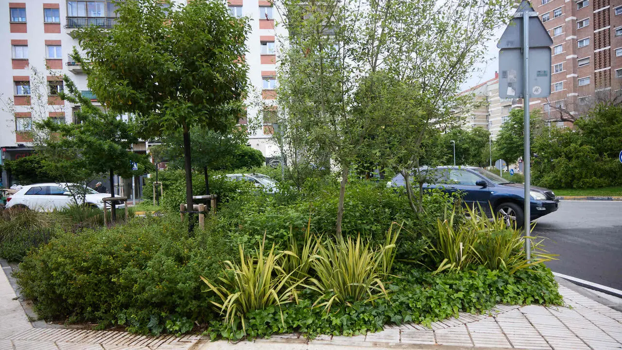La Gerencia de Urbanismo y la Comisi&oacute;n de Urbanismo del Ayuntamiento visitan las obras de la tercera fase del proyecto Fuente del Hierro Verde. I&Ntilde;IGO ALZUGARAY
