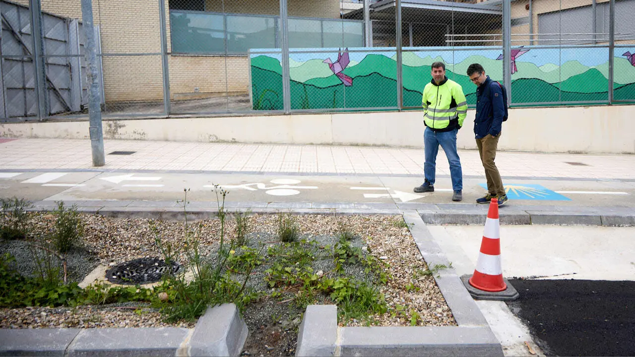 La Gerencia de Urbanismo y la Comisi&oacute;n de Urbanismo del Ayuntamiento visitan las obras de la tercera fase del proyecto Fuente del Hierro Verde. I&Ntilde;IGO ALZUGARAY