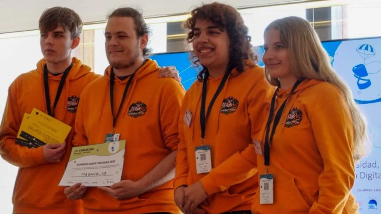 El equipo navarro MASANZ_V3, premiado en Badajoz. CEDIDA