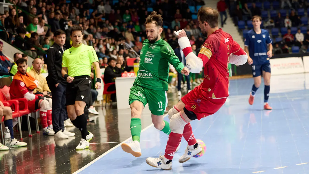 Partido de la Primera Divisi&oacute;n de F&uacute;tbol Sala entre Osasuna Magna Xota y C&oacute;rdoba Patrimonio de la Humanidad disputado en el pabell&oacute;n Anaitasuna. I&Ntilde;IGO ALZUGARAY