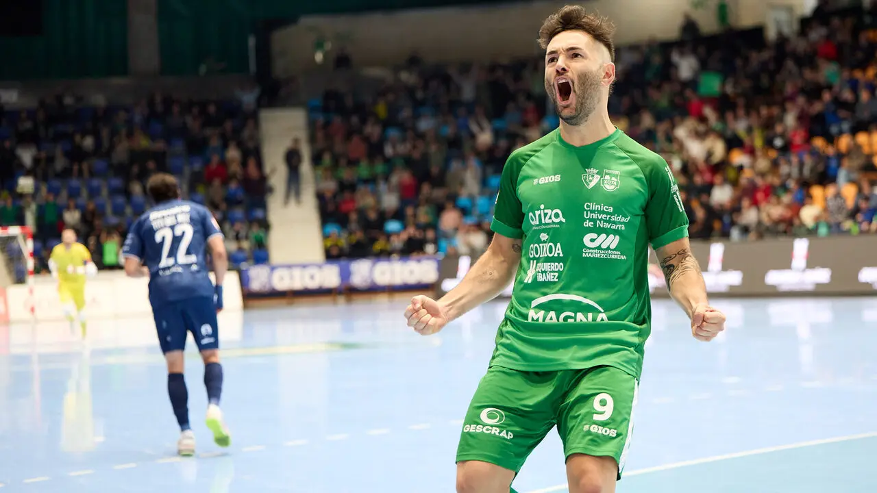 Partido de la Primera Divisi&oacute;n de F&uacute;tbol Sala entre Osasuna Magna Xota y C&oacute;rdoba Patrimonio de la Humanidad disputado en el pabell&oacute;n Anaitasuna. I&Ntilde;IGO ALZUGARAY