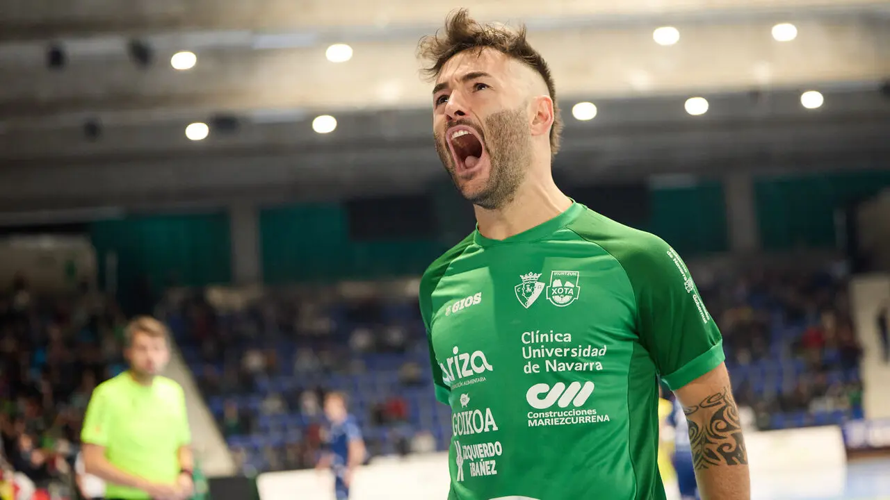 Partido de la Primera Divisi&oacute;n de F&uacute;tbol Sala entre Osasuna Magna Xota y C&oacute;rdoba Patrimonio de la Humanidad disputado en el pabell&oacute;n Anaitasuna. I&Ntilde;IGO ALZUGARAY