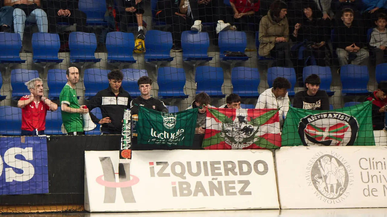 Partido de la Primera Divisi&oacute;n de F&uacute;tbol Sala entre Osasuna Magna Xota y C&oacute;rdoba Patrimonio de la Humanidad disputado en el pabell&oacute;n Anaitasuna. I&Ntilde;IGO ALZUGARAY