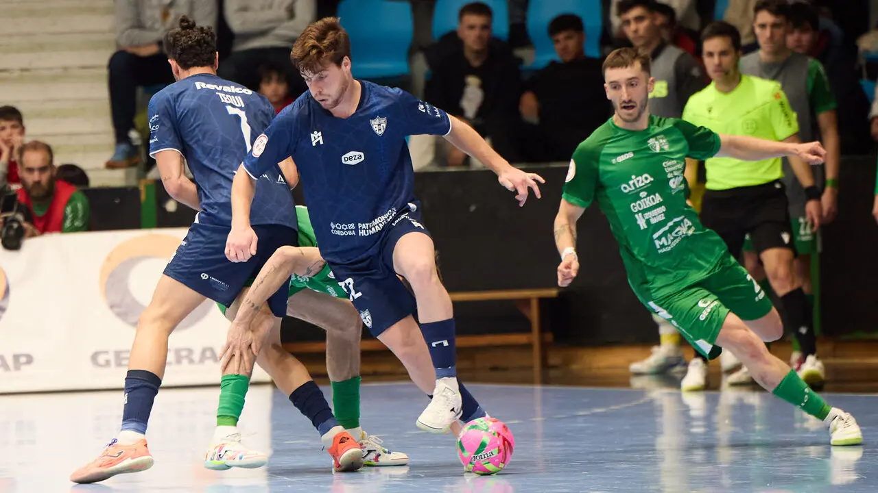 Partido de la Primera Divisi&oacute;n de F&uacute;tbol Sala entre Osasuna Magna Xota y C&oacute;rdoba Patrimonio de la Humanidad disputado en el pabell&oacute;n Anaitasuna. I&Ntilde;IGO ALZUGARAY