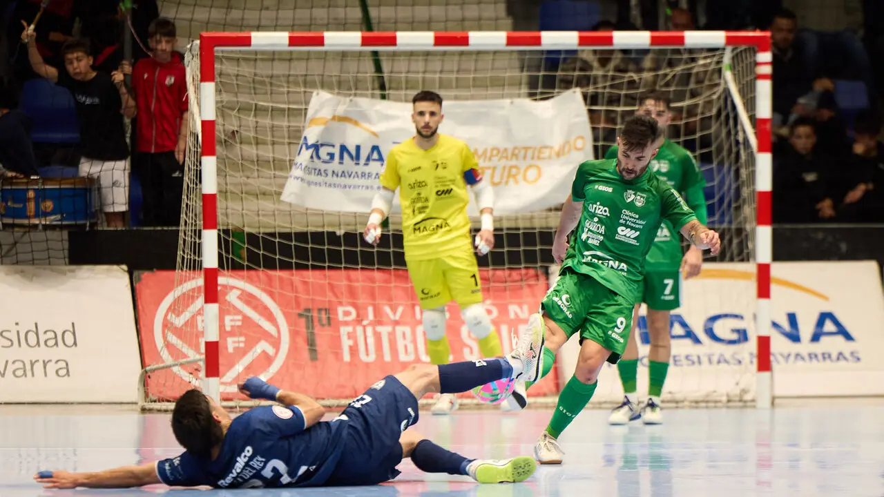 Partido de la Primera Divisi&oacute;n de F&uacute;tbol Sala entre Osasuna Magna Xota y C&oacute;rdoba Patrimonio de la Humanidad disputado en el pabell&oacute;n Anaitasuna. I&Ntilde;IGO ALZUGARAY
