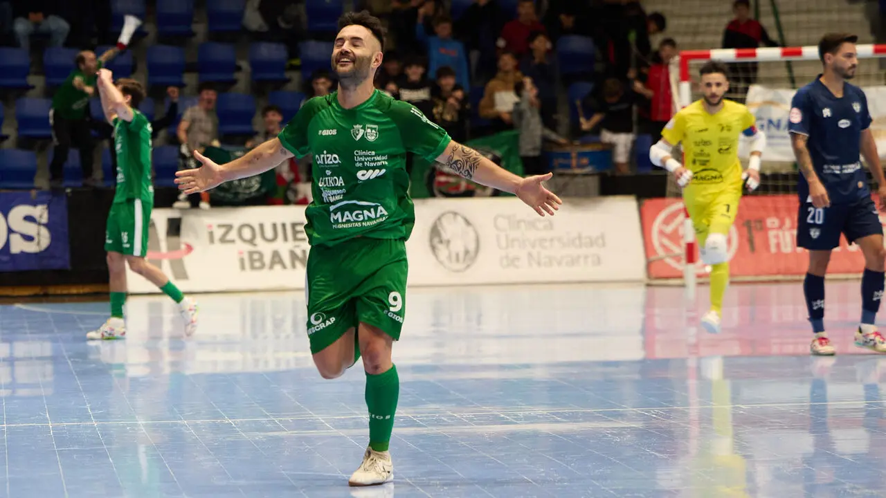 Partido de la Primera Divisi&oacute;n de F&uacute;tbol Sala entre Osasuna Magna Xota y C&oacute;rdoba Patrimonio de la Humanidad disputado en el pabell&oacute;n Anaitasuna. I&Ntilde;IGO ALZUGARAY