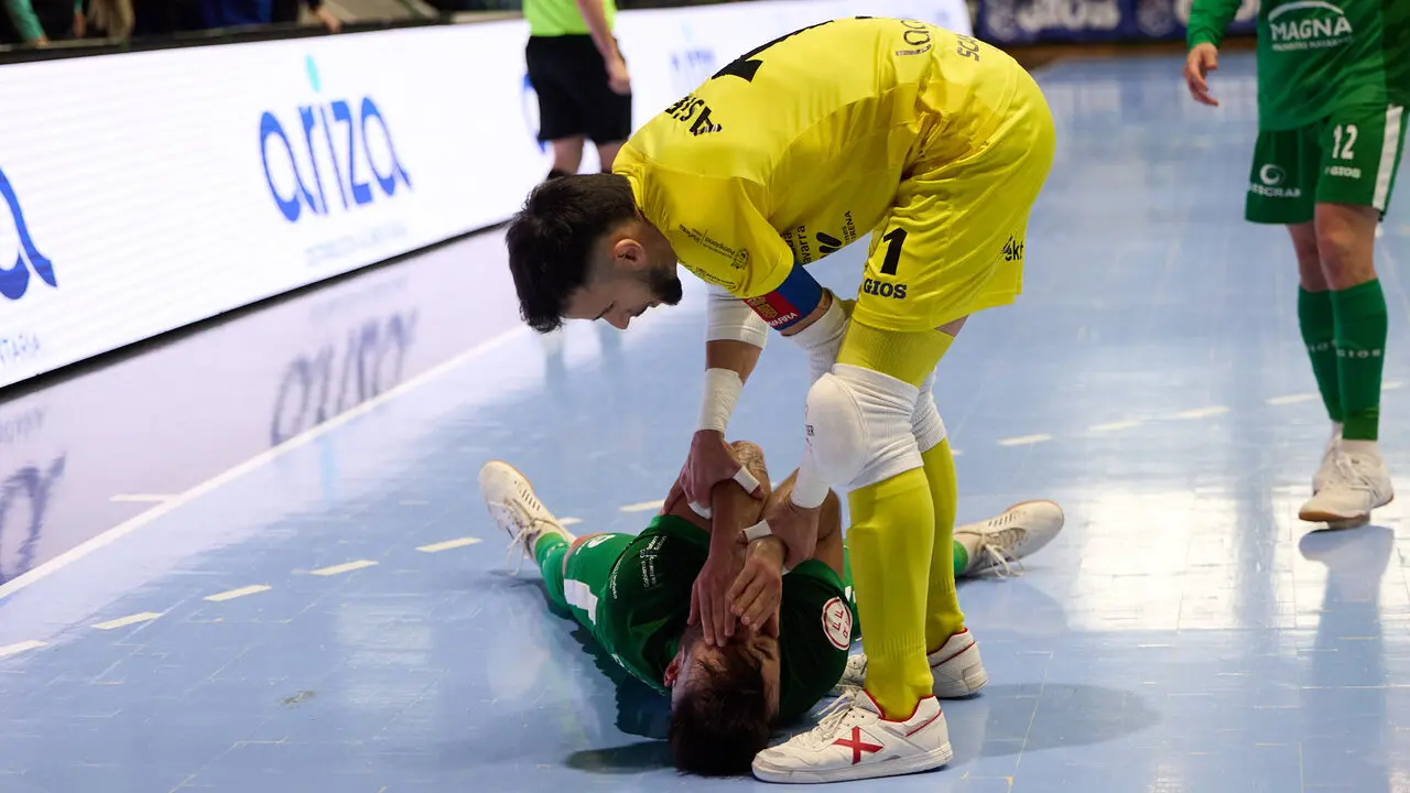 Partido de la Primera Divisi&oacute;n de F&uacute;tbol Sala entre Osasuna Magna Xota y C&oacute;rdoba Patrimonio de la Humanidad disputado en el pabell&oacute;n Anaitasuna. I&Ntilde;IGO ALZUGARAY